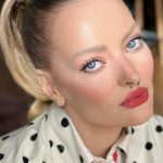 Delia, umilita pe Internet dupa ce s-a pozat nemachiata 9