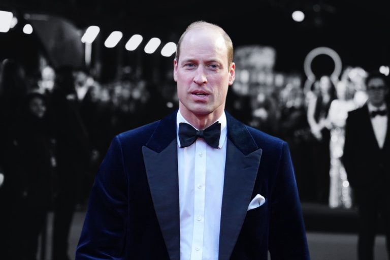 Femeia de care a fost îndrăgostit prințul William, înainte de a începe relația cu Kate Middleton. Puțini știu de povestea lor pasională, imagini rare