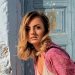 Imagine nemaivazuta cu Alexandra Stan, de la 15 ani, cand a castigat un concurs de Miss 15