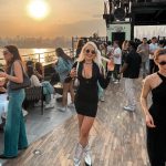 Carmen Grebenisan se distreaza la maxim dupa despartirea de sot 6