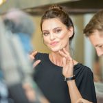 Catrinel Menghia, ravisanta intr-o rochie cu paiete 10