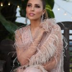 Ce relatie are Iulia Vantur cu mama lui Salman Khan 13