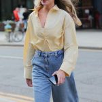 Manchester, UNITED KINGDOM  - ****NOT AVAILABLE FOR MAILONLINE****
Zara McDermott leaving BBC Morning Live Studios in Manchester

BACKGRID UK 24 APRIL 2024,Image: 867539313, License: Rights-managed, Restrictions: ****NOT AVAILABLE FOR MAILONLINE****, Model Release: no, Pictured: Zara McDermott, Credit line: Stephen Crawshaw / BACKGRID / Backgrid UK / Profimedia