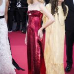 Culori care se potrivesc cu rosu