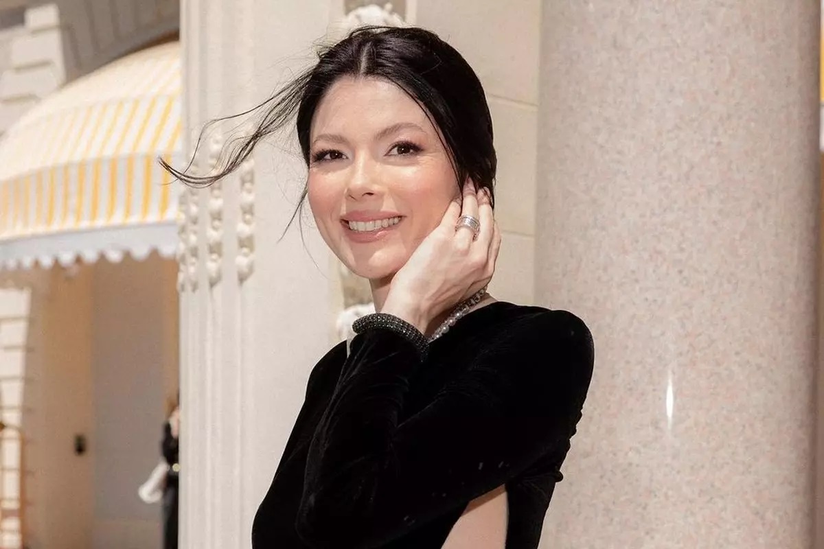 Tinuta eleganta purtata de Anca Lungu la Cannes