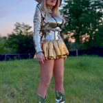 Tinuta indrazneata cu care Loredana Groza si-a pus pe jar fanii La 54 de ani, aratati ca la 18 14