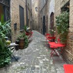 Unde a ales Mirela Vaida sa petreaca Pastele anul acesta 8