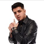 Cine este Babasha, manelistul care a urcat pe scenă la concertul Coldplay și a fost huiduit