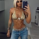 Cum arata Ema Uta in costum de baie 25