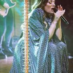 Delia, cu posteriorul la vedere pe retele sociale 1