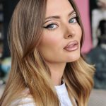 Delia, cu posteriorul la vedere pe retele sociale 13