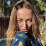 Delia, cu posteriorul la vedere pe retele sociale 15