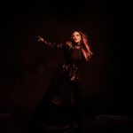 Delia, cu posteriorul la vedere pe retele sociale 3