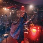 Delia, cu posteriorul la vedere pe retele sociale 7