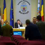 Cum și-a făcut apariția iubita lui Nicușor Dan, Mirabela Grădinaru, la vot