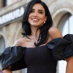 Rochia minuscula cu care Adelina Pestritu a defilat pe strazile din Paris