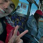 Sotia lui Justin Bieber, aparitie sexy cu burtica de gravida 4