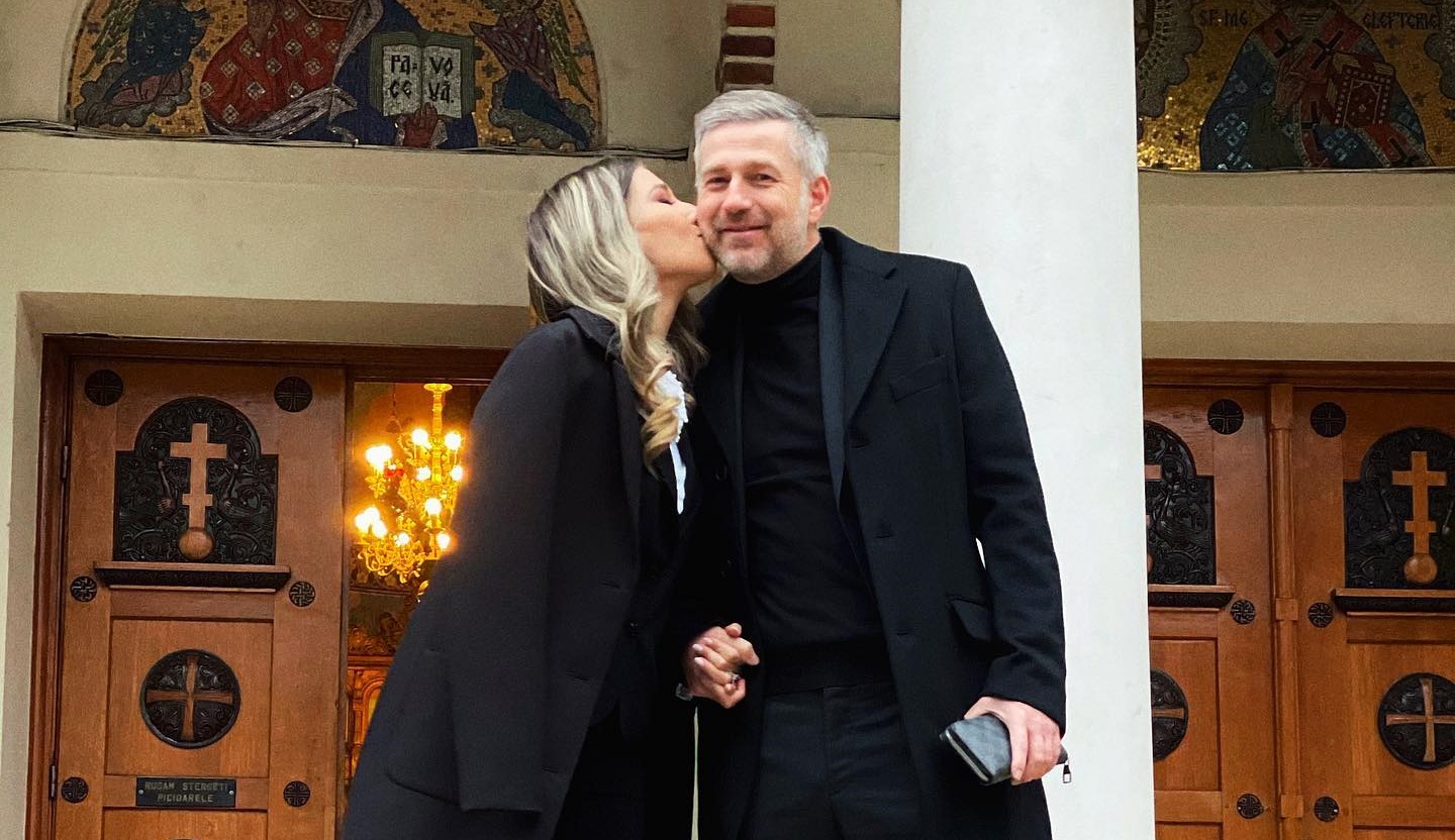 Cine este și cum arată Maria, sora lui Edi Iordănescu. Selecționerul României are o soră superbă și celebră