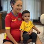 Cine sunt nasii de botez ai lui Isaia, cel de-al doilea copil al Vladutei Lupau 3