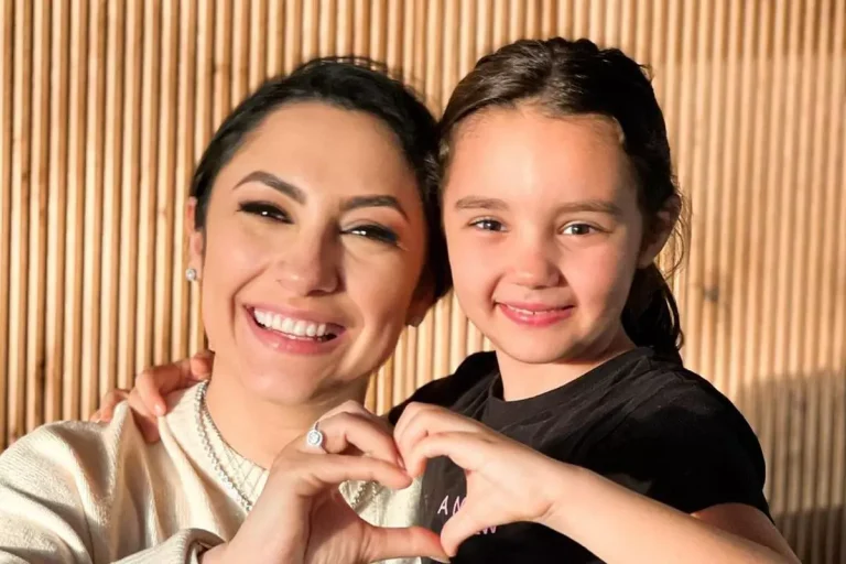 Eva Măruță și-a lansat primul videoclip, într-o colaborare cu mama ei, Andra. Piesa are deja mii de vizualizări pe YouTube VIDEO