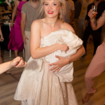 Încă o nuntă surpriză în showbiz! Actorul de comedie s-a căsătorit în secret, la malul mării
