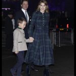 08/12/2023. London, United Kingdom.Princess Beatrice and family arriving at  a Christmas carol service at Westminster Abbey in London.  Picture by Stephen Lock / i-Images,Image: 828499861, License: Rights-managed, Restrictions: FRANCE, UK RIGHTS OUT.  End users shall not licence, sell, transmit, or otherwise distribute any photographs represented by eyevine, to any third party. Contact eyevine for more information: Tel: +44 (0) 20 8709 8709 Email: info@eyevine.com, Model Release: no, Credit line: i-Images / Eyevine / Profimedia