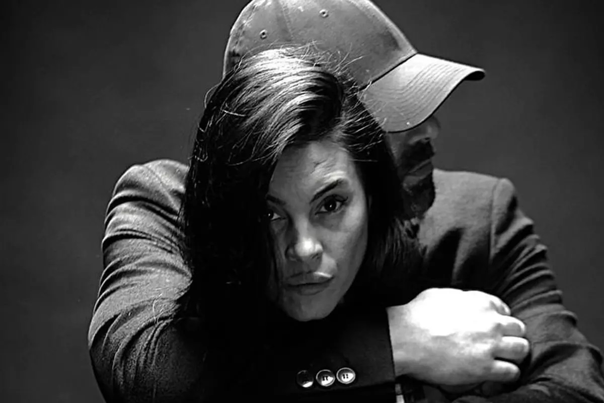 Livia Eftimie, facuta praf de internauti dupa ce l-a parasit pe Catalin Bordea si s-a cuplat cu Spike