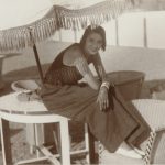 O romanca a fost primul fotomodel din lume 11