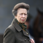 Sora Regelui Charles, prima reactie dupa ce a fost lovita in cap de un cal