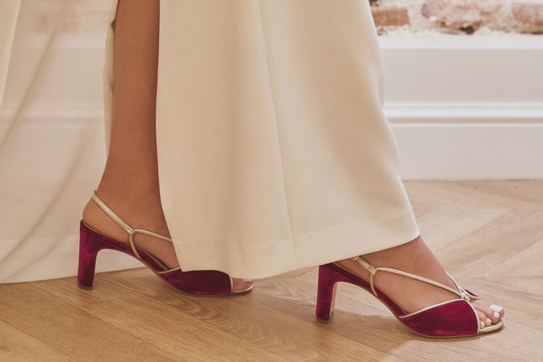 Vedetele din România care cheltuiesc o avere pe pantofi. Ele au adevărate comori în dressing