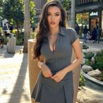 Viviana Sposub, aparitie de infarct intr-un top decoltat si provocator 12