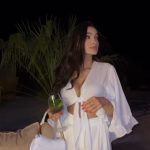 Viviana Sposub, aparitie de infarct intr-un top decoltat si provocator 2