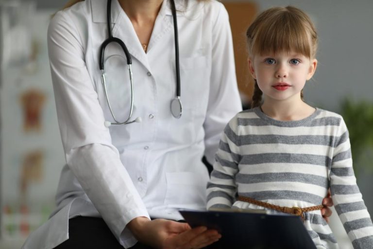 Adeverințe medicale pentru începutul anului școlar 2024. Ce trebuie să știe părinții