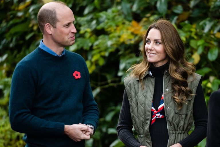Kate Middleton și Prințul William au devenit virali pe internet. Momentul tandru al celor doi moștenitori regali VIDEO