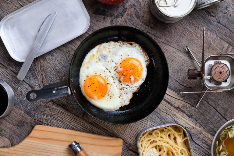 Știi să faci corect un ou ochi? Iată cele mai frecvente greșeli pentru banalul preparat