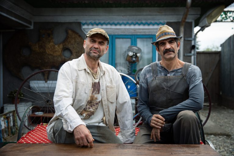 Ce se întâmplă în Las Fierbinți, la PRO TV, ne privește pe toți, săptămâna aceasta: ”Tu ești fericit?”