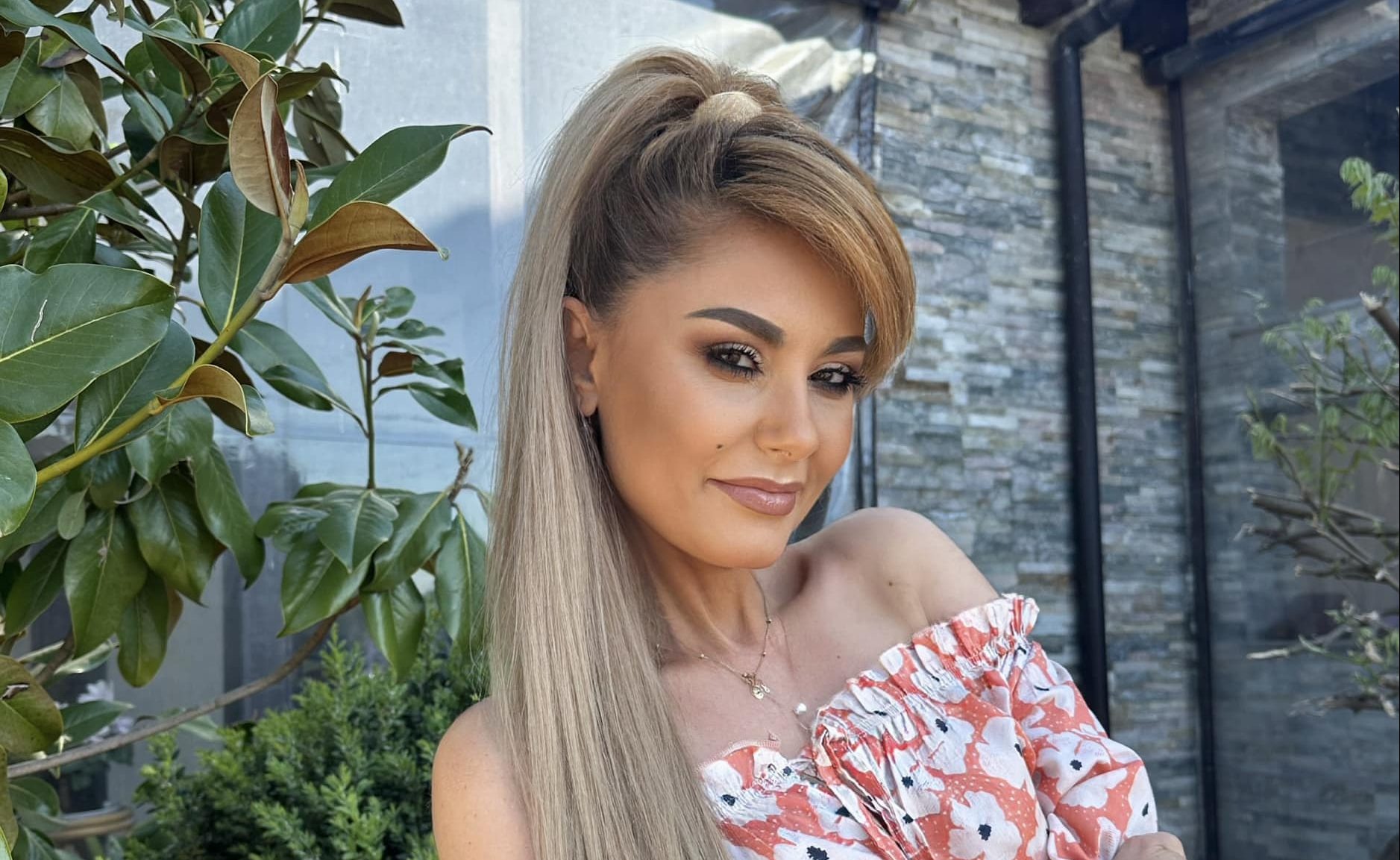 Emilia Ghinescu arată senzațional la 46 de ani