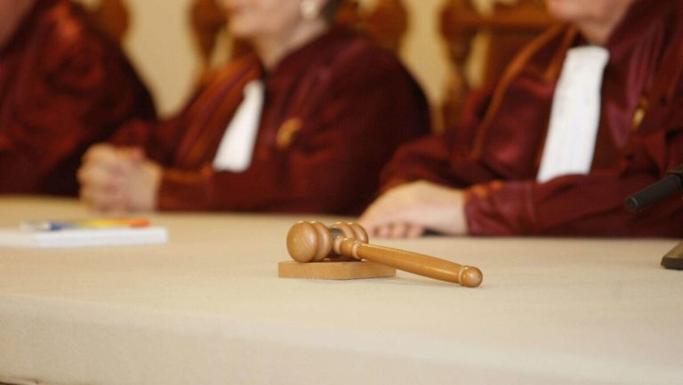 Hotărâre istorică: CCR a invalidat rezultatele alegerilor prezidențiale