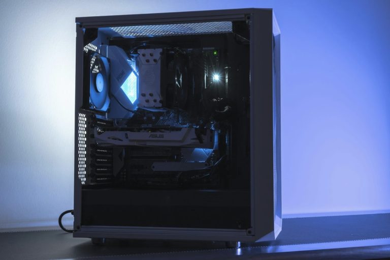 De ce ar trebui să construiești un PC la începutul anului 2025? (P)