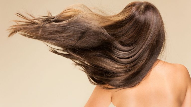 Ce să faci pentru a accelera creșterea părului. Trucuri probate, sigur vor funcționa și la tine!