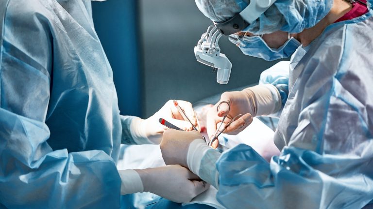 Criza transplanturilor de organe în România. Mii de pacienți așteaptă o șansă la viață