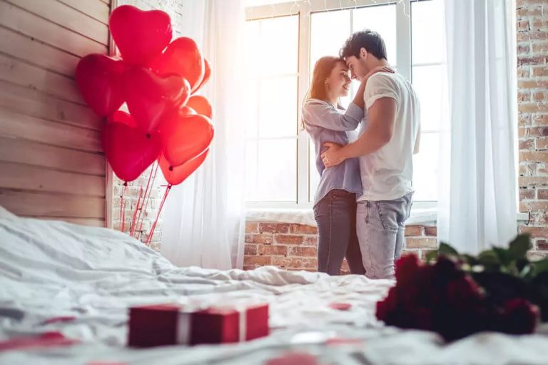 Valentine’s Day vs. Dragobete: ce preferă românii și de ce?