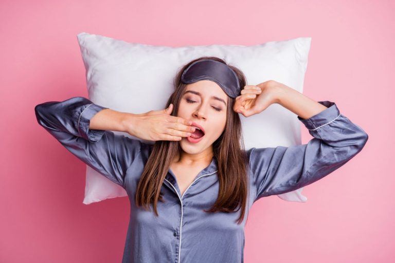 Căscatul excesiv: un simptom banal sau un avertisment serios pentru sănătate?