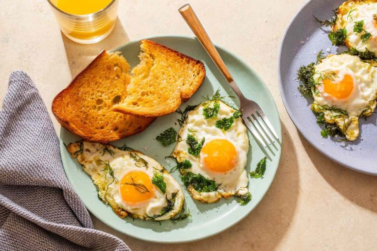 Câte calorii are un ou? Contează dacă este fiert sau prăjit?