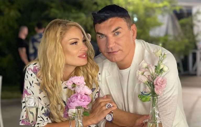 Cristi Borcea și Valentina Pelinel, surprinși în ipostaze tandre la o petrecere. Par mai îndrăgostiți ca niciodată