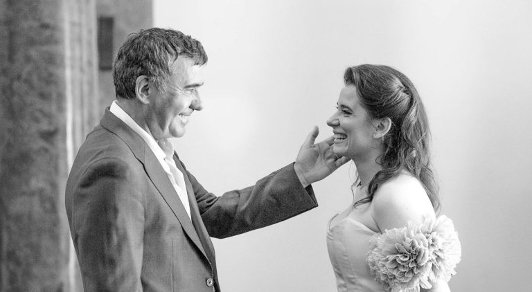 Kira Hagi și Thomas Ferfelis fac marele pas luna aceasta! Cine sunt nașii și unde va avea loc nunta