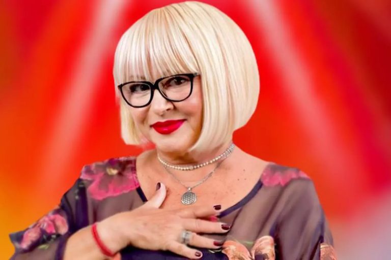 Mirabela Dauer, de nerecunoscut. Marea noastră artistă, surprinsă în public, la o terasă