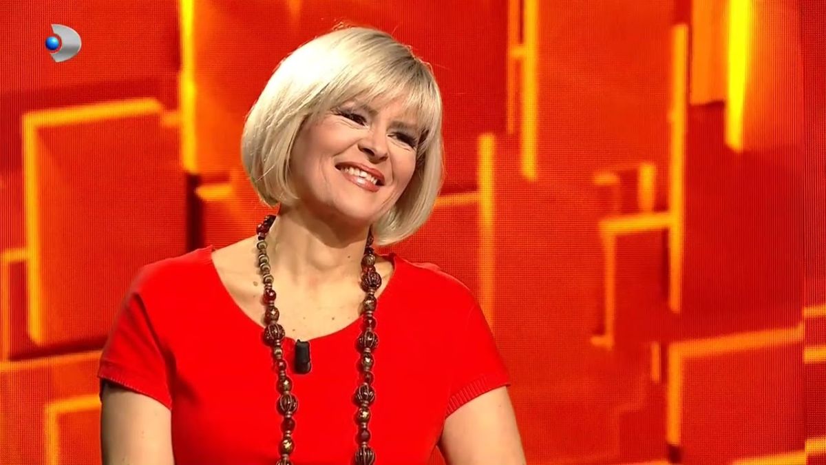 Ce practici aplică Sanda Ladoși cu cei doi copii ai ei