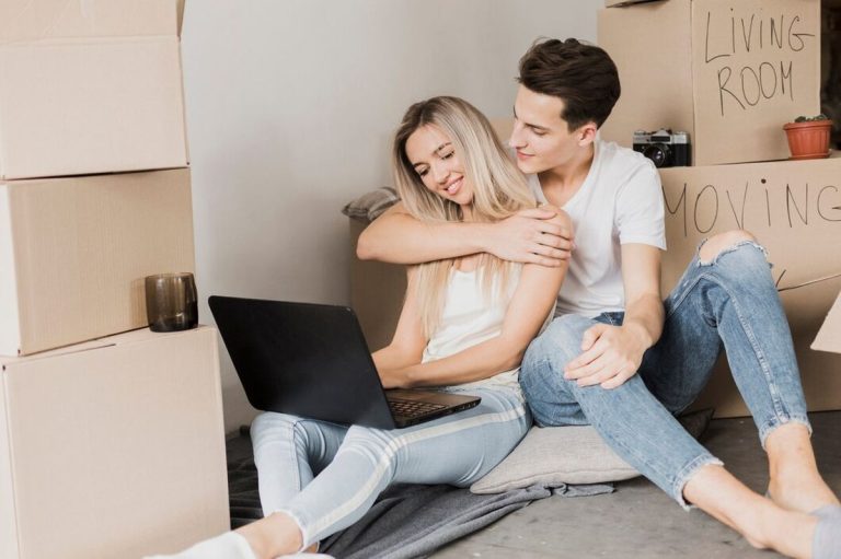 10 semne că sunteți pregătiți să vă mutați împreună