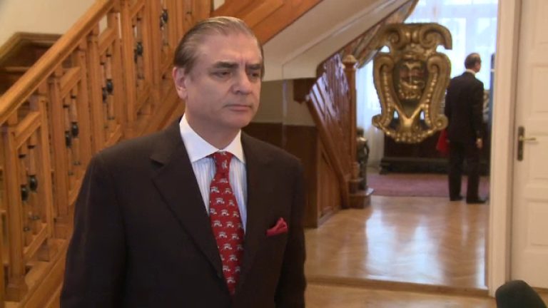 Paul al României scapă iar de arest în Franța. Decizia de la Paris sfidează cererea justiției române